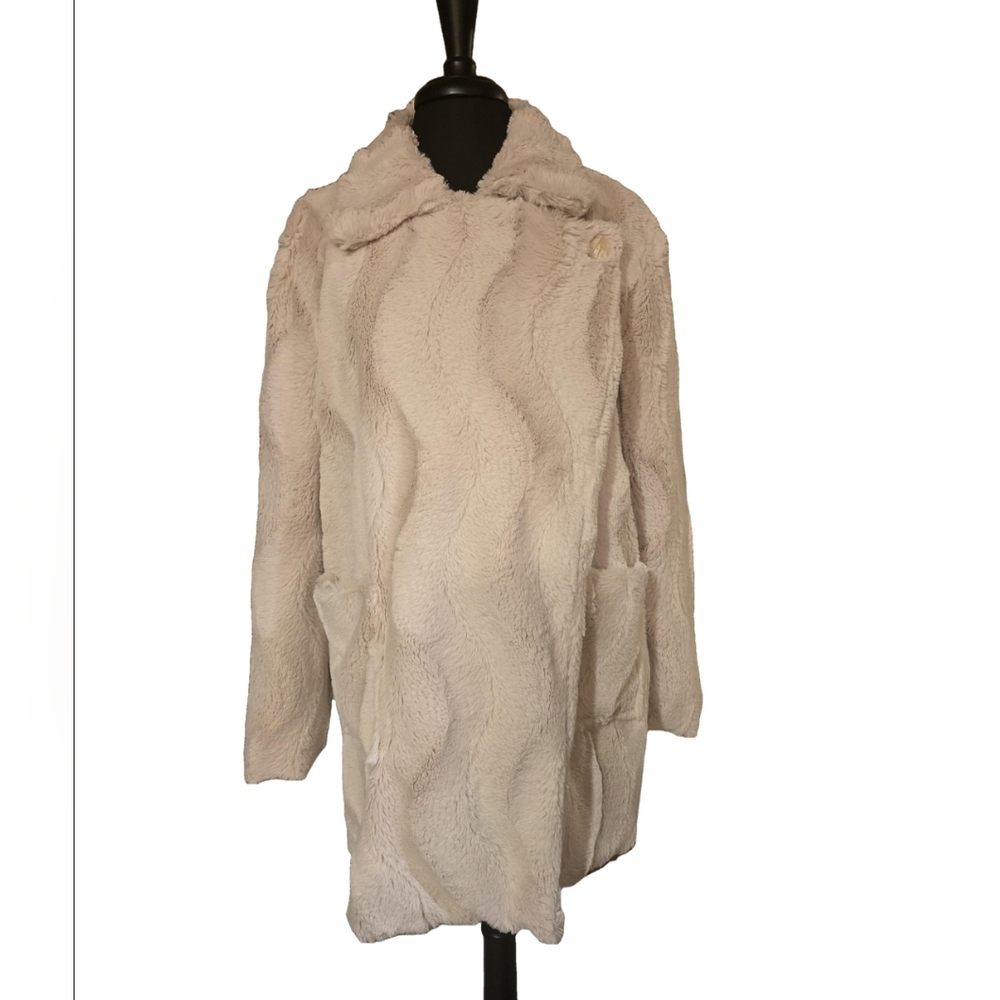 Coffee Shop New York Faux Fur Jacket Size XL